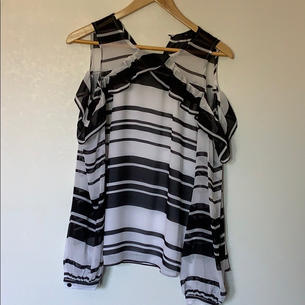 Cold Shoulder Guess Top